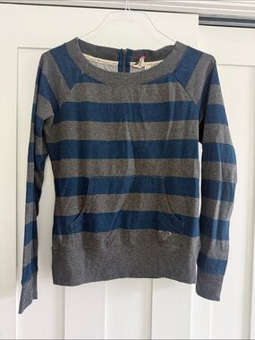 Roxy Gray and Blue Striped Scoop Neck Sweater